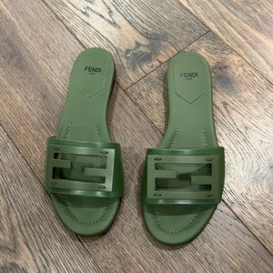 Fendi signature logo slide sandal